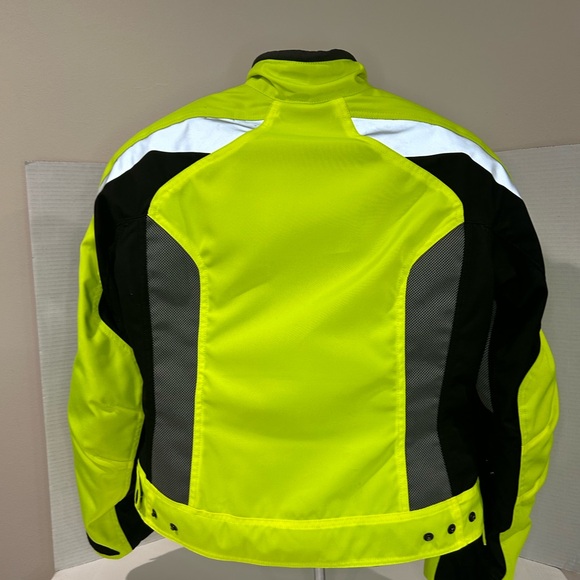 BMW Neon Yellow and Black Performance Jacket - Picture 3 of 9